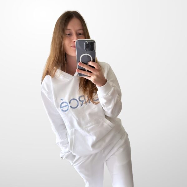 Circé Snow White Sweatshirt - Image 4